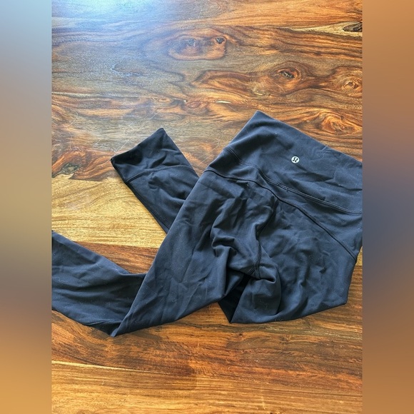 Lululemon Wunder Under High-Rise Tight 28” | 2 | Black | Classic Yoga Leggings - Picture 1 of 4